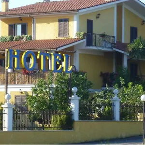 Giannetto Hotel